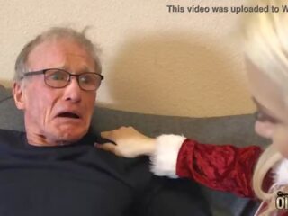 70 year old man fucks 18 year old daughter she swallows all his gutarmak